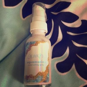 Colourpop liquid highlighter in Aquamarine